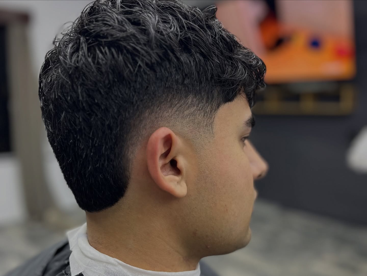 Corte texturizado con degradado lateral